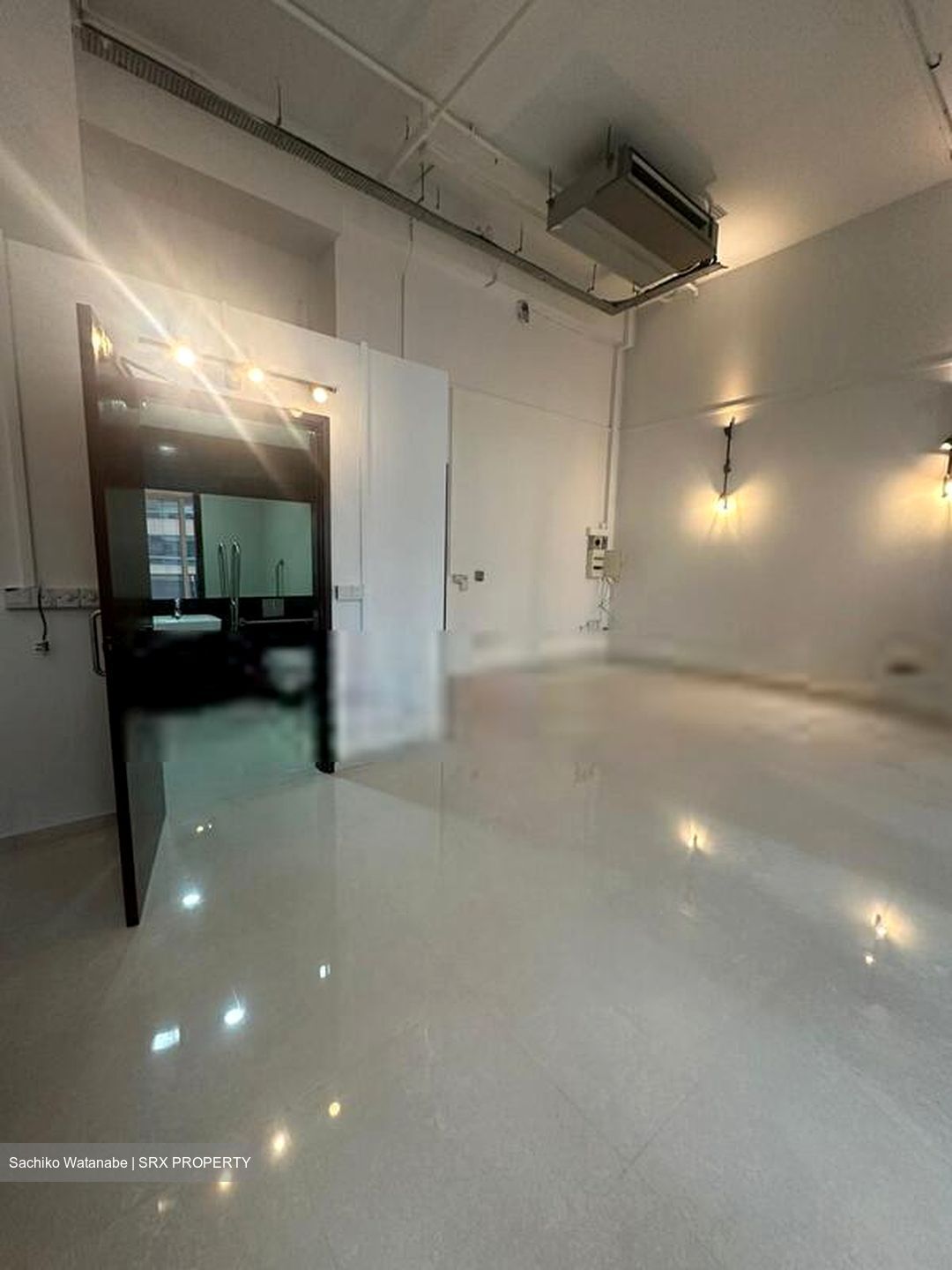 Eon Shenton (D2), Office #537052221